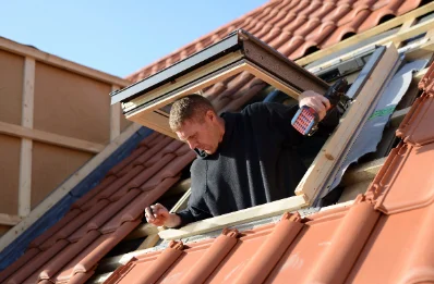 Pose de fenêtres de toit Velux à Méritein